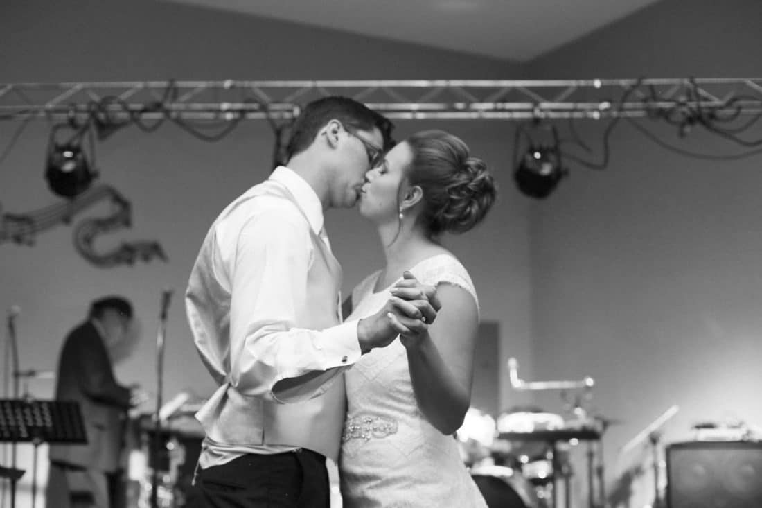 Megan Ann Photography | Weddings | Green Wedding